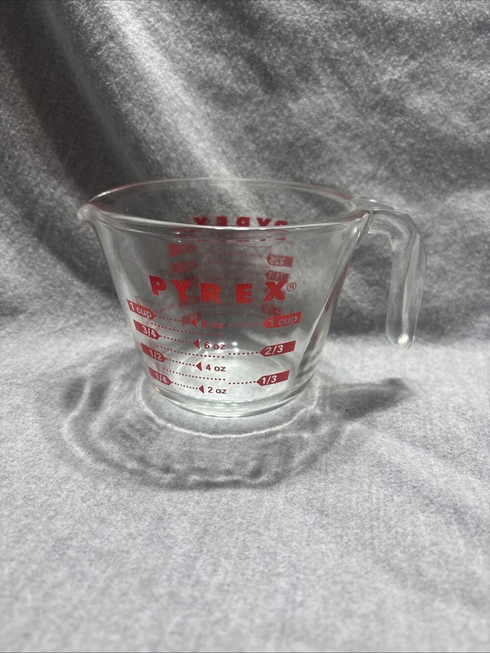 Pyrex Measuring Cup 8 Oz. 250 mL, Clear Glass w/Red Letters